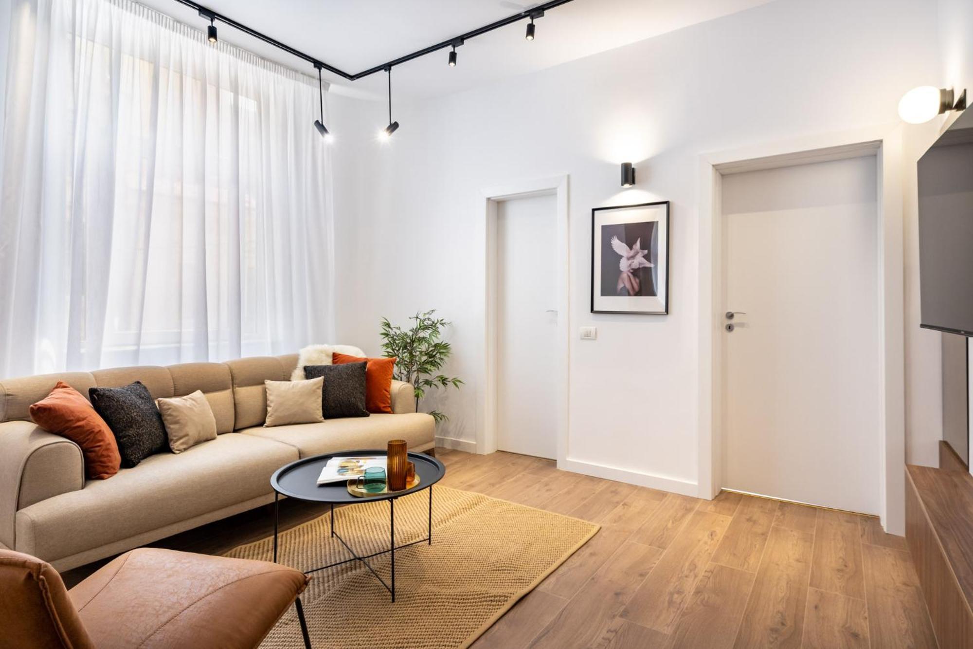 The Nest - Center - Old - 2 Bedrooms * Bucarest