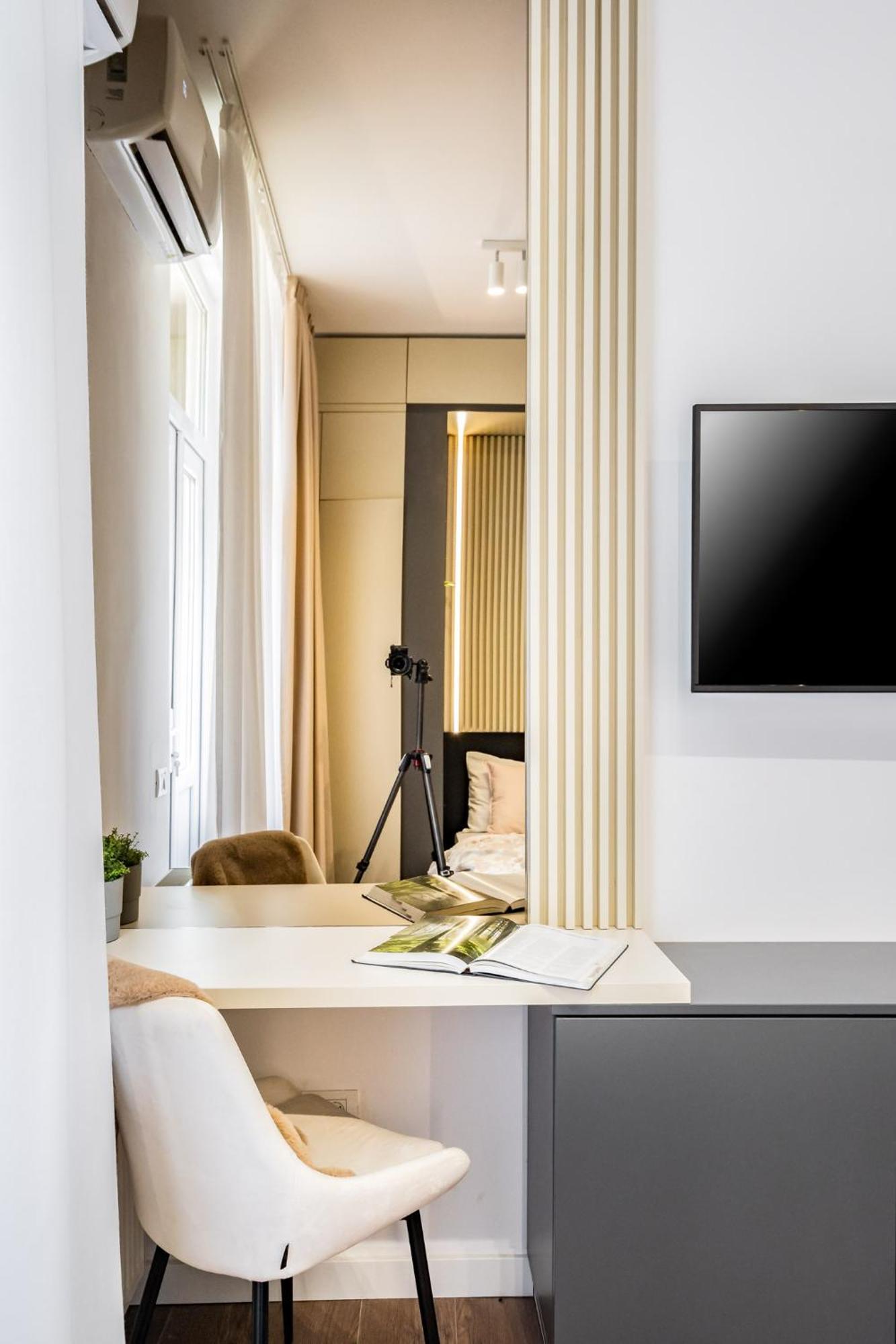 Appartamento The Nest - Center - Old - 2 Bedrooms Bucarest